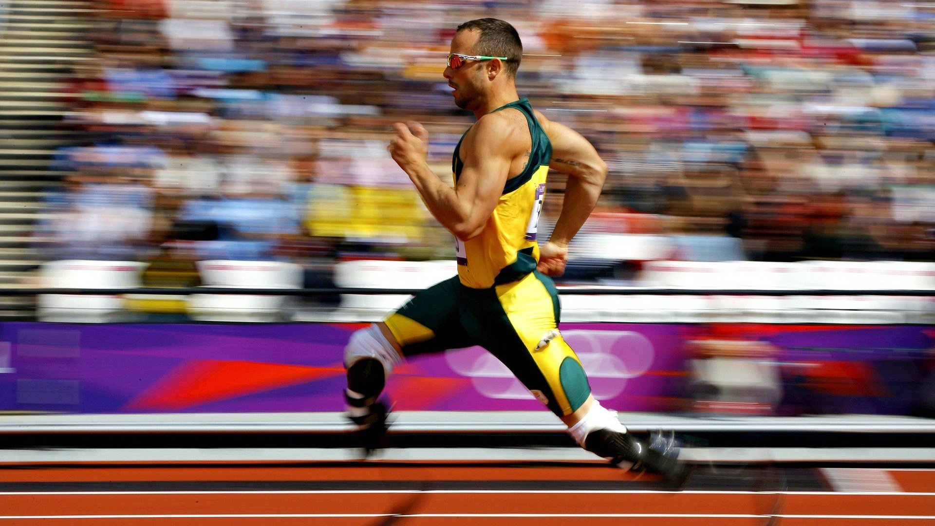 足球俱乐部发布球员成长纪实视频，足球成长语录